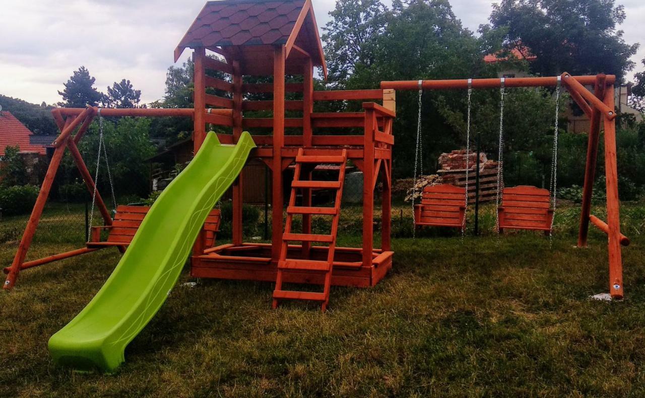 Pod Vinici Hotell Mikulov Eksteriør bilde