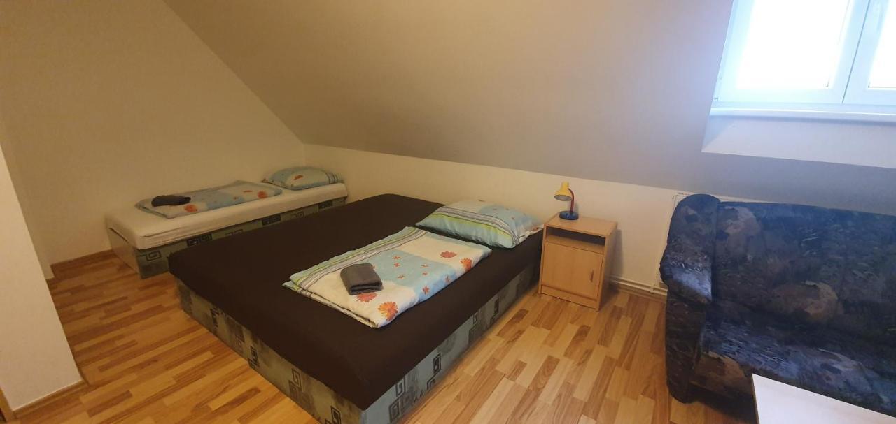 Pod Vinici Hotell Mikulov Eksteriør bilde